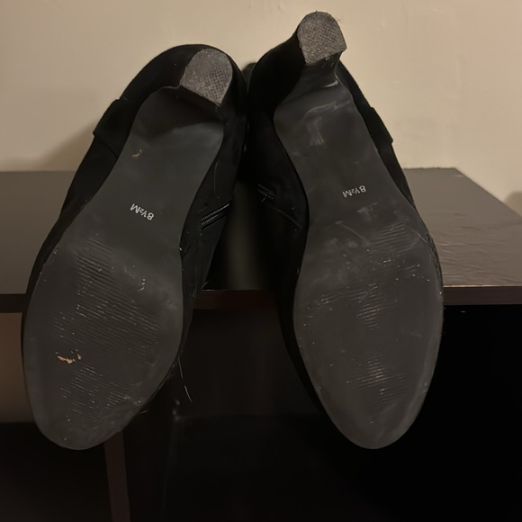 Black, faux suede Impo stretch boot, size 8.5 - Picture 5 of 5